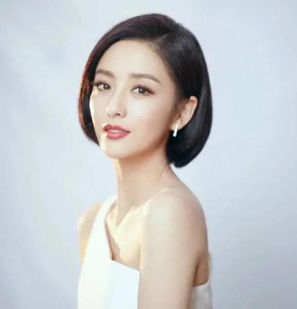 好看的头像图片女生真人佟丽娅