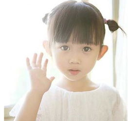 小孩短发扎头发怎样好看图解