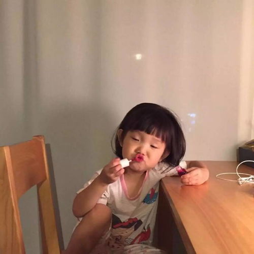 头像搞怪萌娃来袭