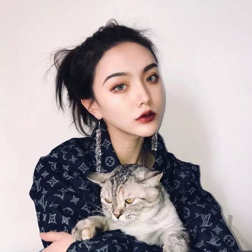 时尚霸气女生头像孤傲女帝