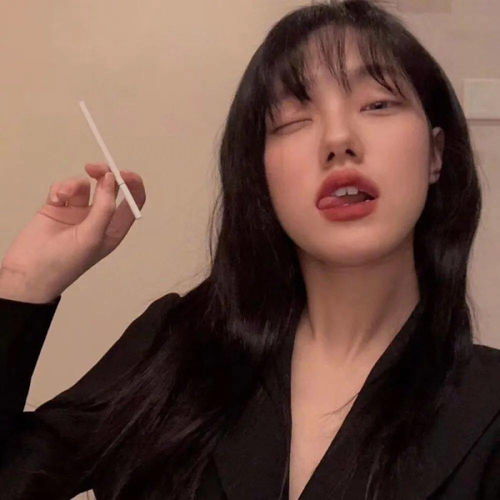 头像步入社会后我才发现我拼不了爹妈我只能拼多多