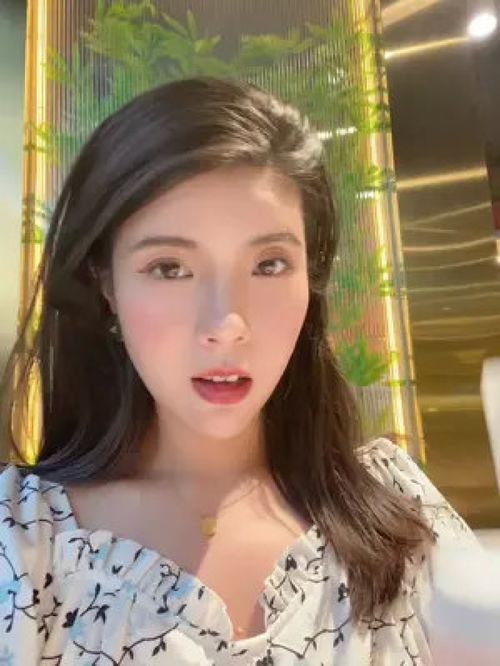 美女卖萌清纯妹子