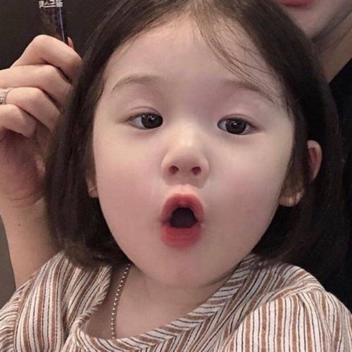 可爱女头萌娃篇风替我偷吻你