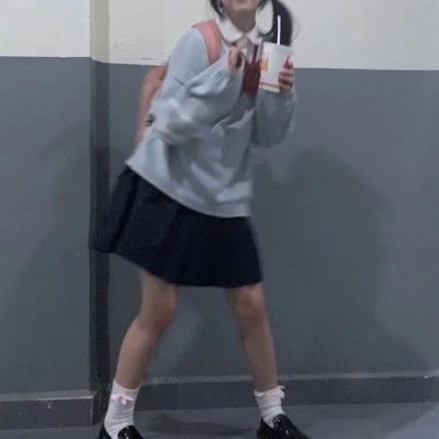 迪士尼公主不露脸女生头像文案