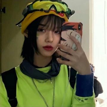 第一眼就吸引人的漂亮小姐姐头像