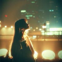 安静女生头像背影