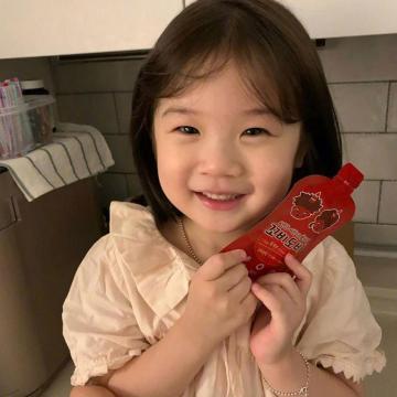 2020最火好看的韩国小孩金设可爱头像