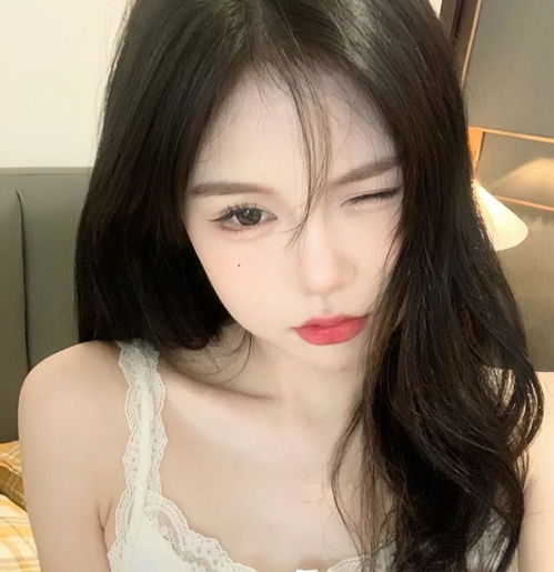 优质精选小众温柔ins风女生头像9