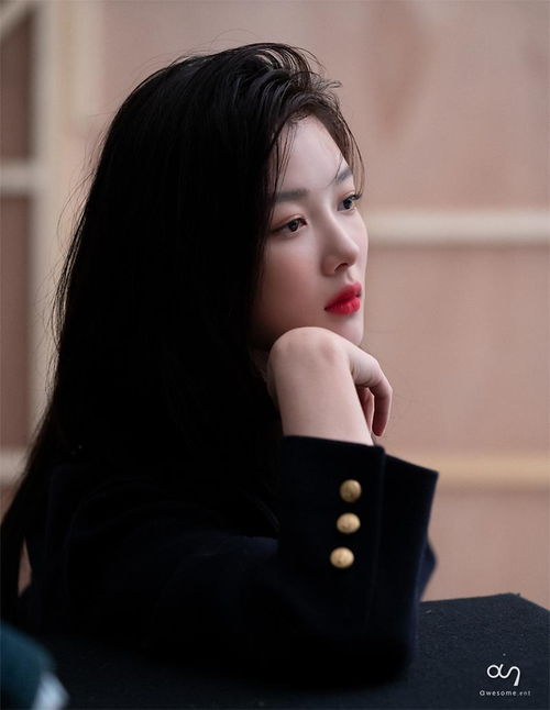 美少女头像可爱萌萌哒金裕贞