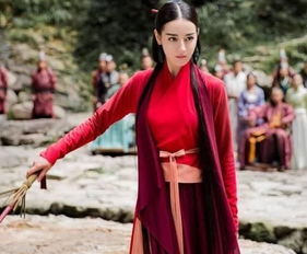以为韩雪赵丽颖红衣已是惊艳,看到她的,才知道什么叫美人如画
