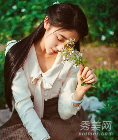 春夏最简单的长发扎法,时尚清新易打理