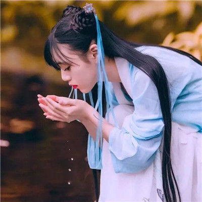 唯美真人女生头像,拿扇子的女生头像古风真人