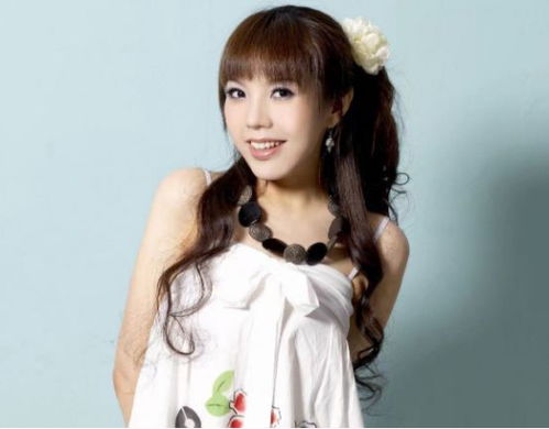 38岁女星谈大s夫妇离婚痛哭,情绪失控,直言再也不相信爱情了