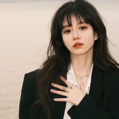 女生头像冷淡风真人好看最新很高冷的又很精致的女头合集