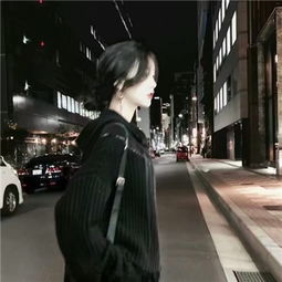 2018女生超拽霸气头像大全你我之间隔着一个转身距离