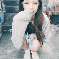 清纯想念的女生qq头像相爱的人不会思念