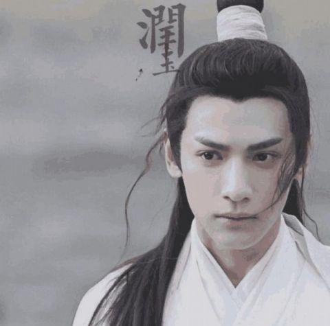 一见误终身的古装男神真人比漫画好看