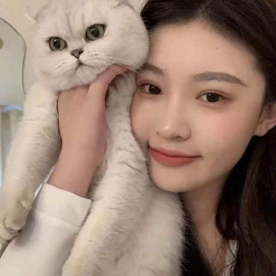 女生头像越俏皮本人越好看圆脸