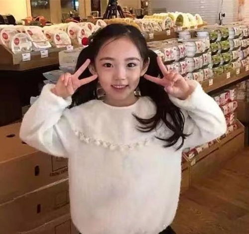 小网红6岁开始化妆,10岁身高停止生长,网友父母要引以为界