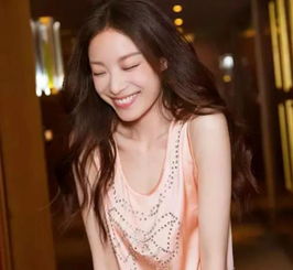 笑起来很美的10位女星,倾国倾城,网友最后1位美得不可方物