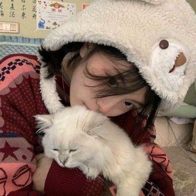 ins萌妹微信女头周围人声鼎沸的微信头像我要个性网