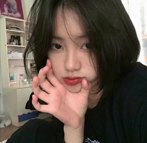 女头我的爱是垃圾是灯火阑珊下的过街老鼠是冷笑话是场永远不会停的暴风雨
