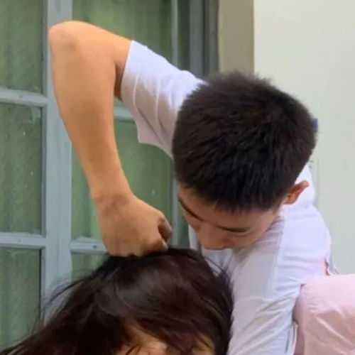 氛围感情头三