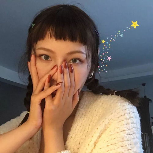 女生头像如果难过,就努力抬头望天空吧,它那么大,一定可以包容你的所有委屈