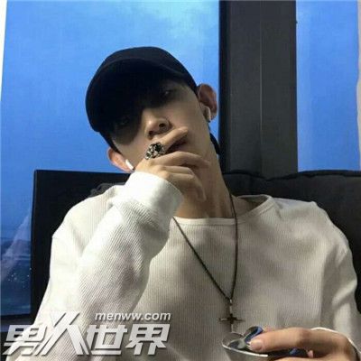 男朋友不愿意用情侣头像是为什么不跟你用情侣头像的原因
