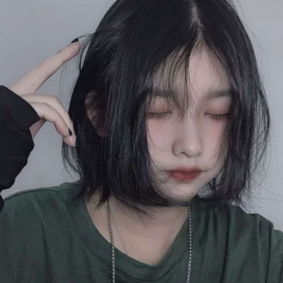 韩系御姐范头像绿色头像