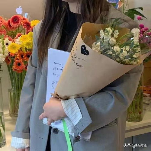 文案正因为不能称心如意,人世才有意思