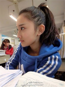 青春可人的非主流美女如果你会梦见我请你抱紧我5