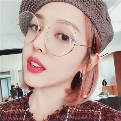 小清新大气女生微信头像看了就合眼缘