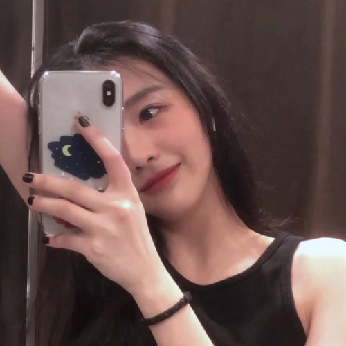 那些精选的评论区文案心动女头