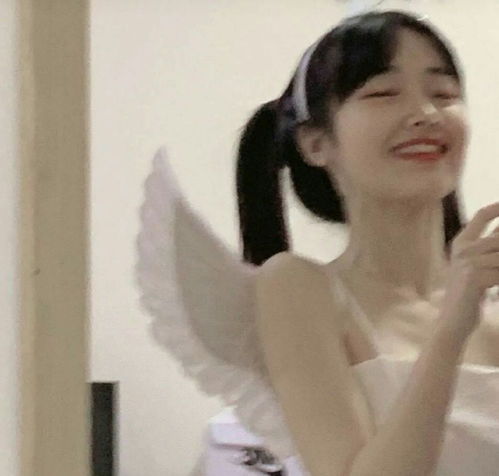 模糊感女生头像