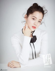 欧阳娜娜三姐妹最新大片青春活力
