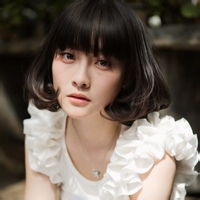 女生唯美意境头像在不该沉默时沉默该坚强时软弱