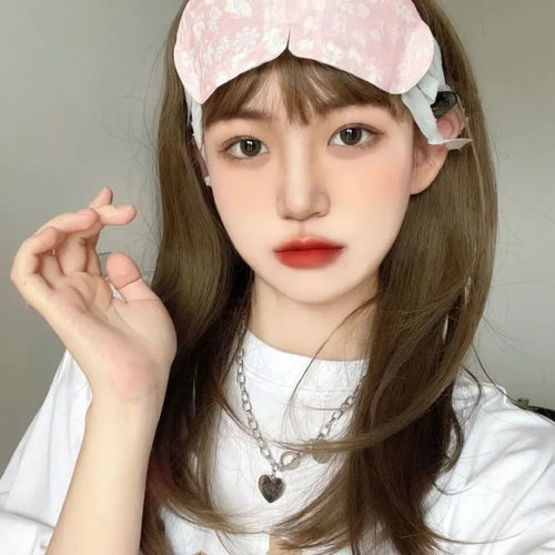 元气满满的女生头像