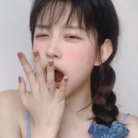 好看女生真人头像清晰女生魅力成熟小清新的