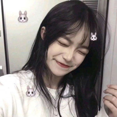 暖系微笑女生头像暖心阳光女生图片
