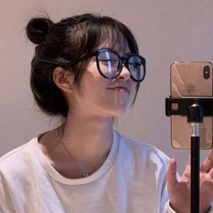 女生搞怪头像真人闺蜜