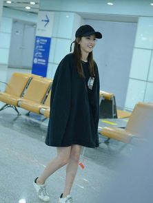 20岁左右的女孩子适合怎样的穿搭看宋祖儿就够了