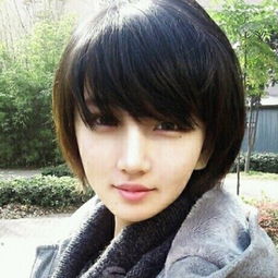 2013年新款女生胖脸短发发型率性独特美艳清纯缺一不可