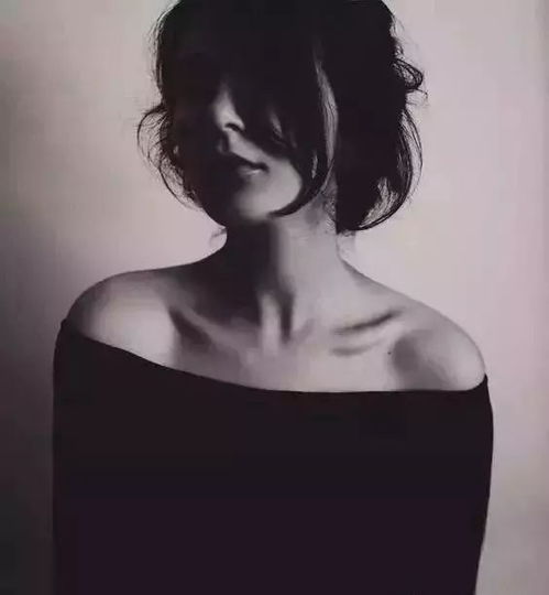 露肩怎么穿就靠这些小心机变美