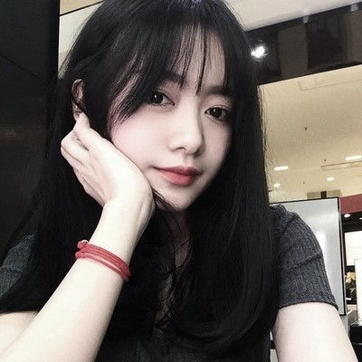 搞它一笑边看美女边看笑话,人生快哉