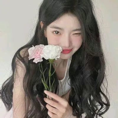 高清女生头像可爱真人qq微信女头,生活的确冷冰冰没点温度但总会有人爱你在