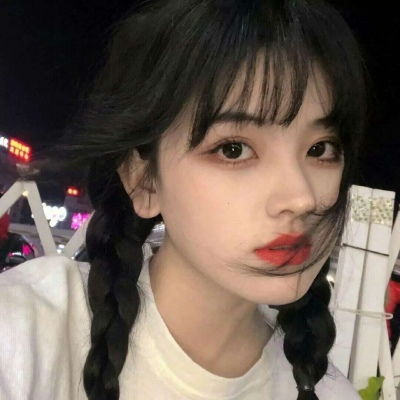 成熟女生头像很有气质你的笑让星星都沉醉了