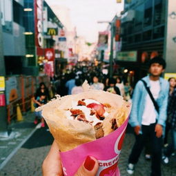 吃货走世界新加坡女孩街头美食自拍