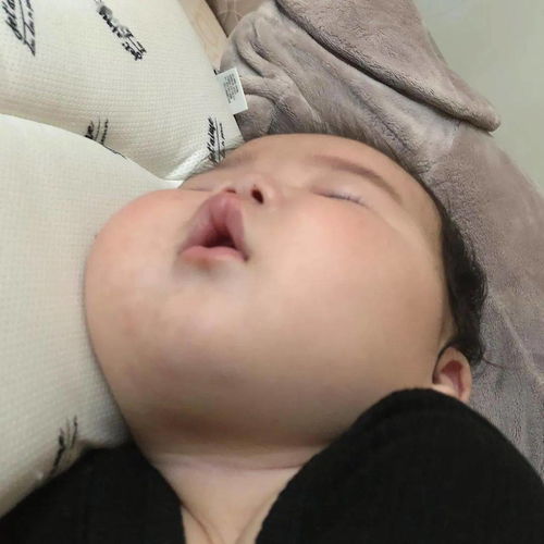 3岁小姑娘活成38岁大叔,我竟然在她身上看见我爸的影子
