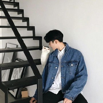 初中男生自认为帅到爆的3种行为,女生自己啥样心里没数